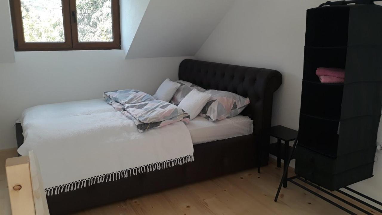 Apartmani Jovanovic 페루사스 외부 사진