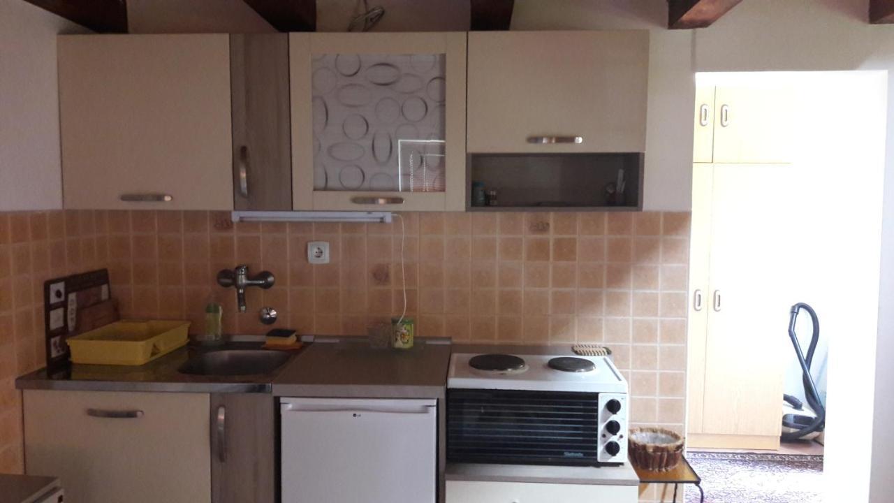 Apartmani Jovanovic 페루사스 외부 사진