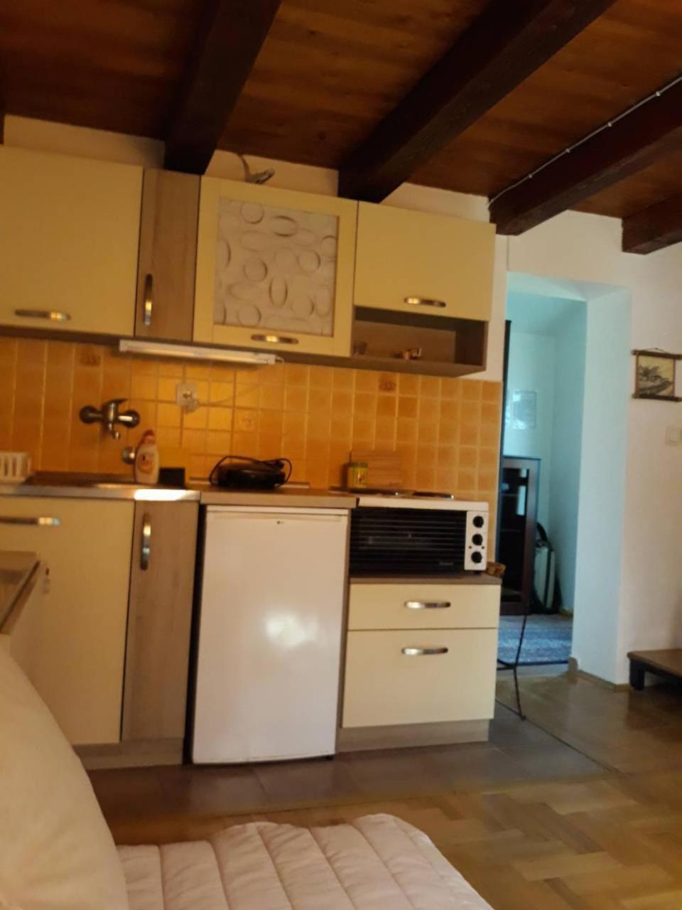 Apartmani Jovanovic 페루사스 외부 사진