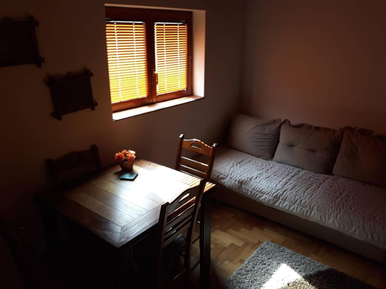 Apartmani Jovanovic 페루사스 외부 사진